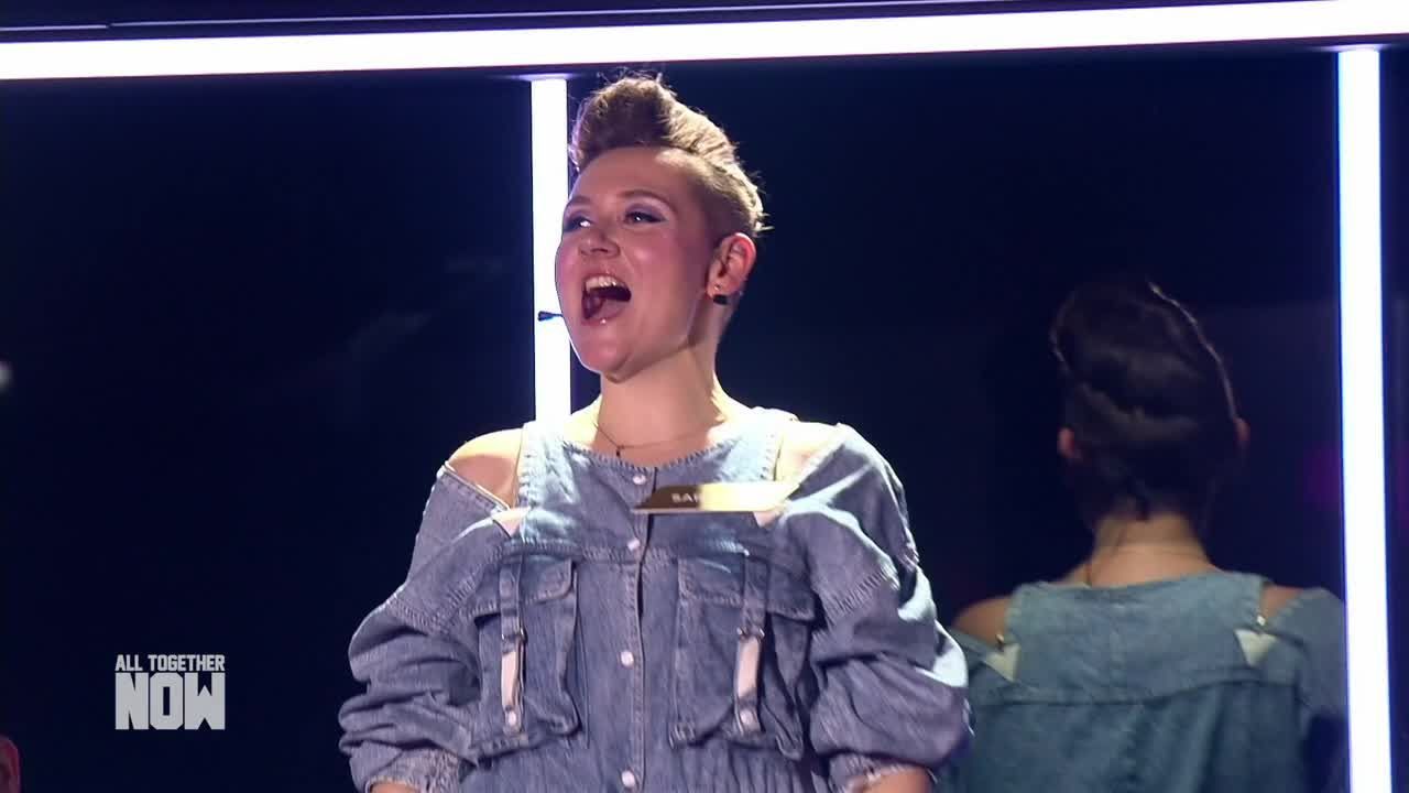 Das Opening der Jury mit "Love Shack": Das Studio kocht vor Liebe fast über
