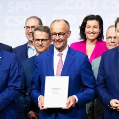 Schwarz-Rot: Koalition besiegelt