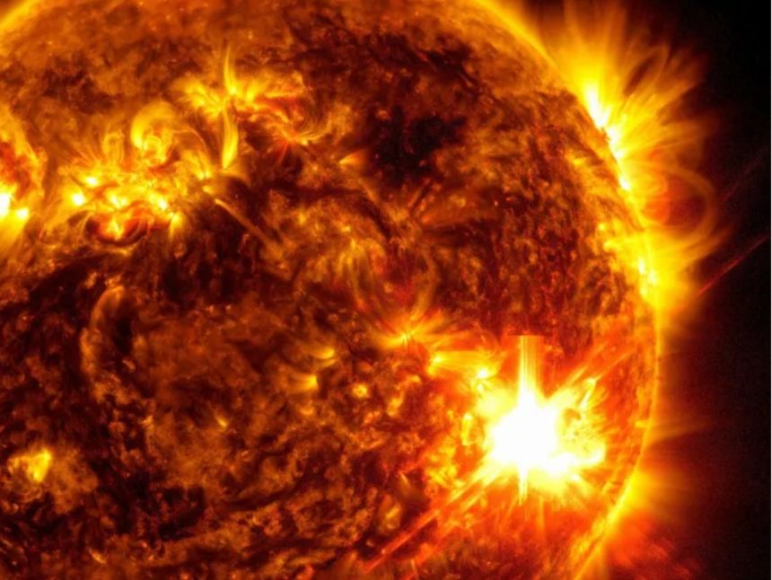 Riesiger Sonnensturm trifft auf die Erde